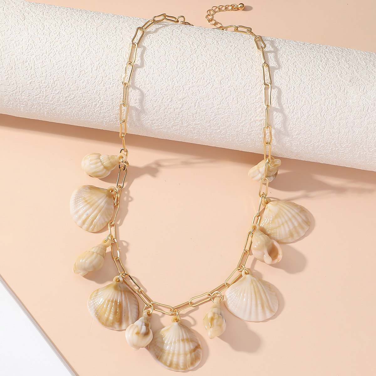 Ladies' starfish shell beach personalized simple pendant necklace, internet famous collarbone chain