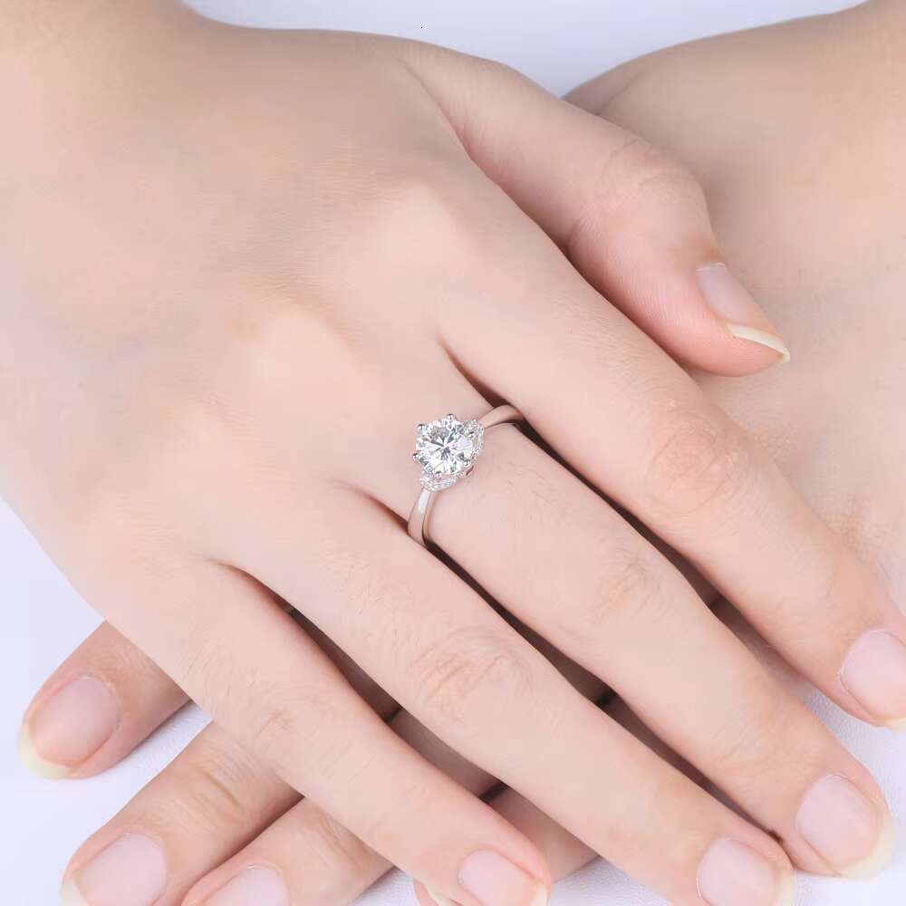 Jewelry Factory Direct Supply 1CT Moissanite Ring in Sterling Silver Elegant Direct-to-Consumer Moissanite Rings