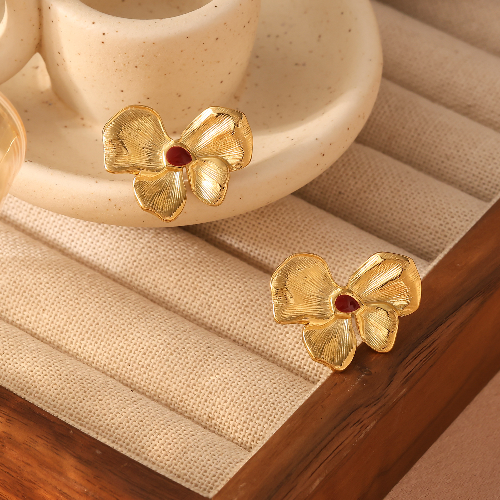 Stainless Steel Animal Element Personality Butterfly Design Inlaid Zircon Leopard Head Niche Owl Earrings