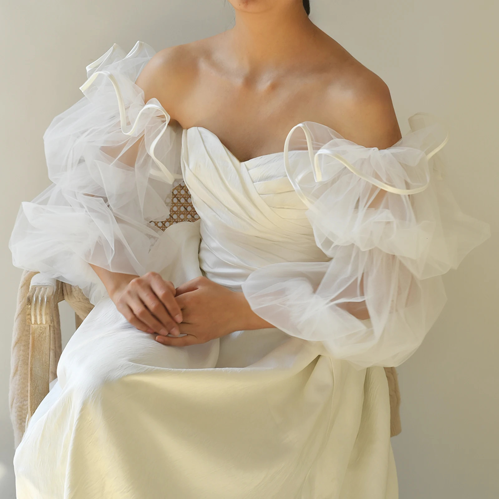 Youlapan MM37 Long Womens White Mesh Gloves White Satin Ribbon Edged Ruffled Wavy Edge Bridal Arm Decoration 250530