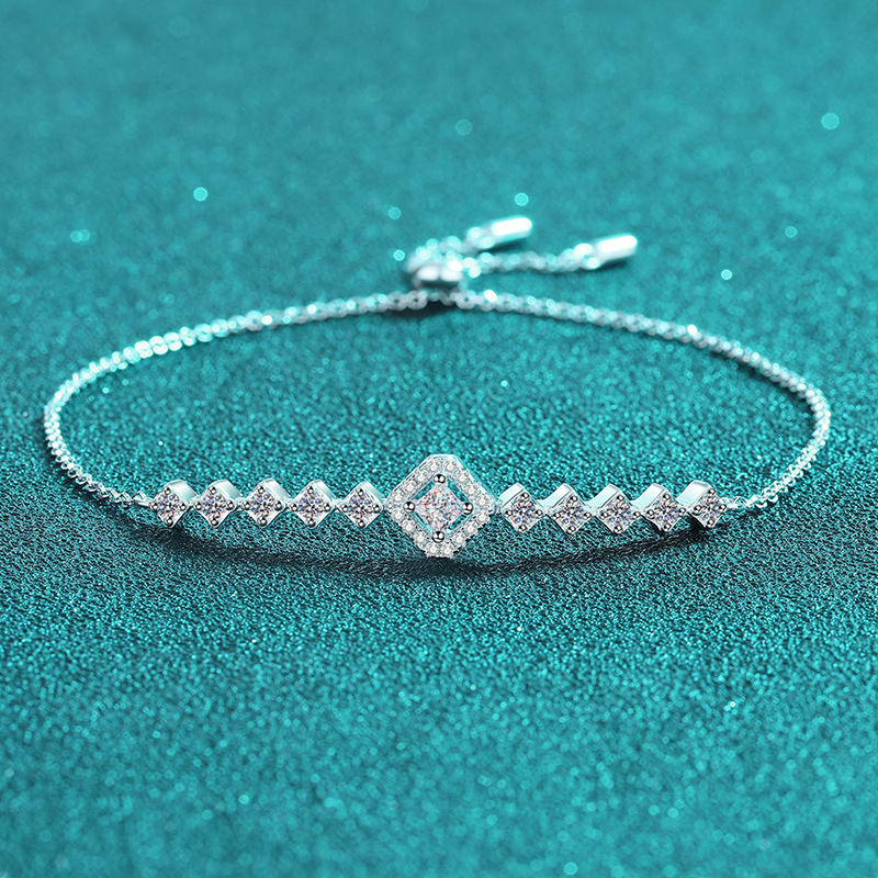 925 Sterling Silver Moissanite Bracelet Adjustable Chain Simple Geometric Design Elegant Jewelry