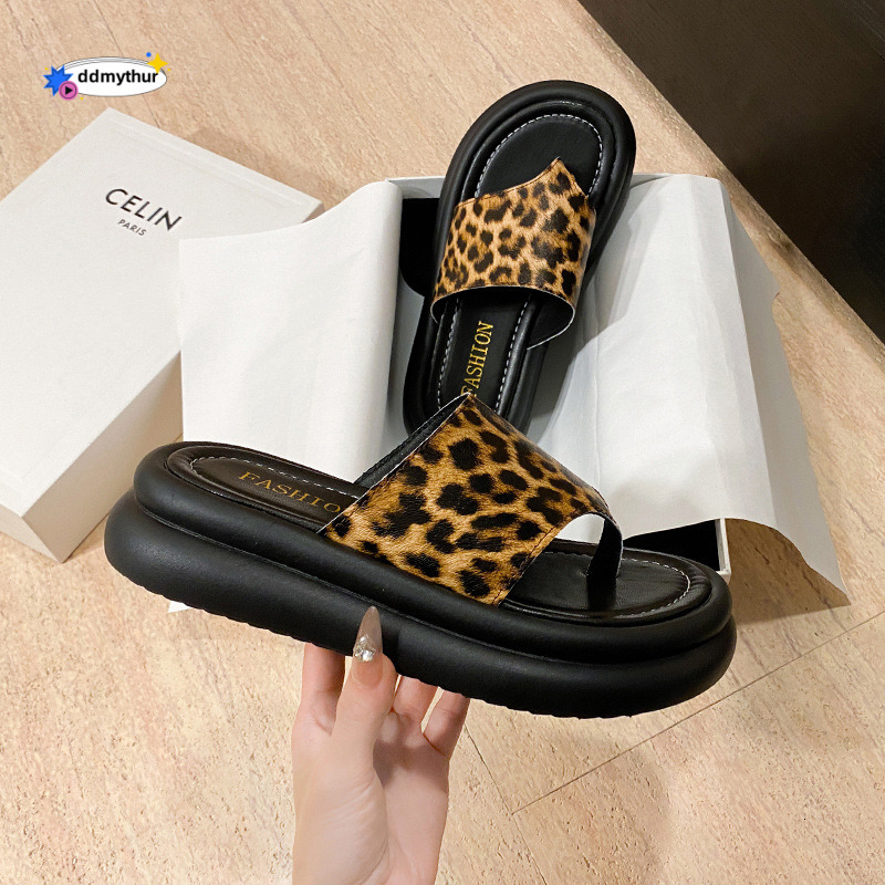 2025 Spring and Autumn New Simple Fashion Toe Strap Slippers Casual Comfortable Niche Sandals for Women ddmythur