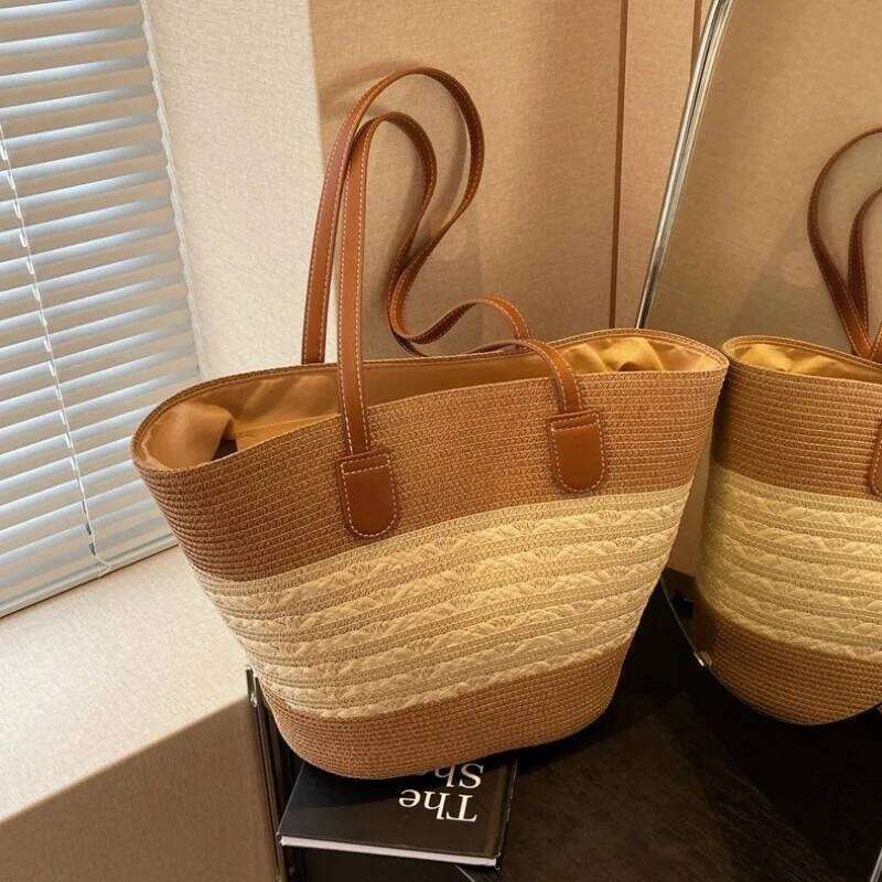 Straw women's summer inswind 2024 new beach seaside outdoor travel vacation large capacity shoulder bag