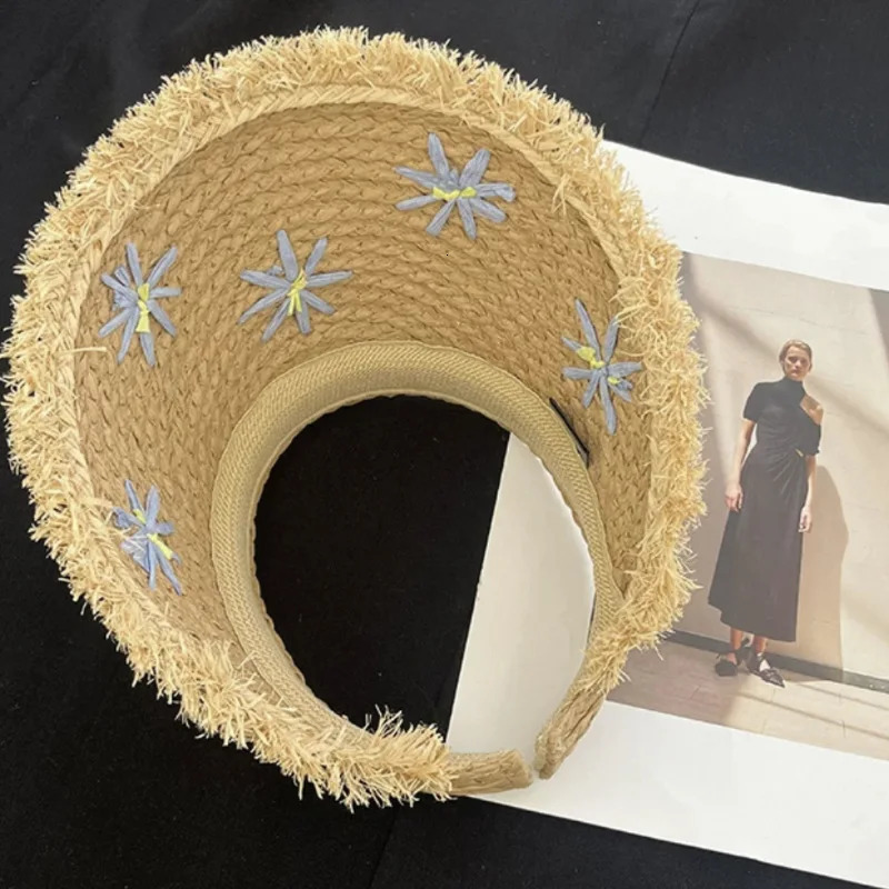 Color Wood Beads Straw Hat Large Brim UV Protect Sunshade Hat UPF 50 Sun Protection Sun Cap 250530