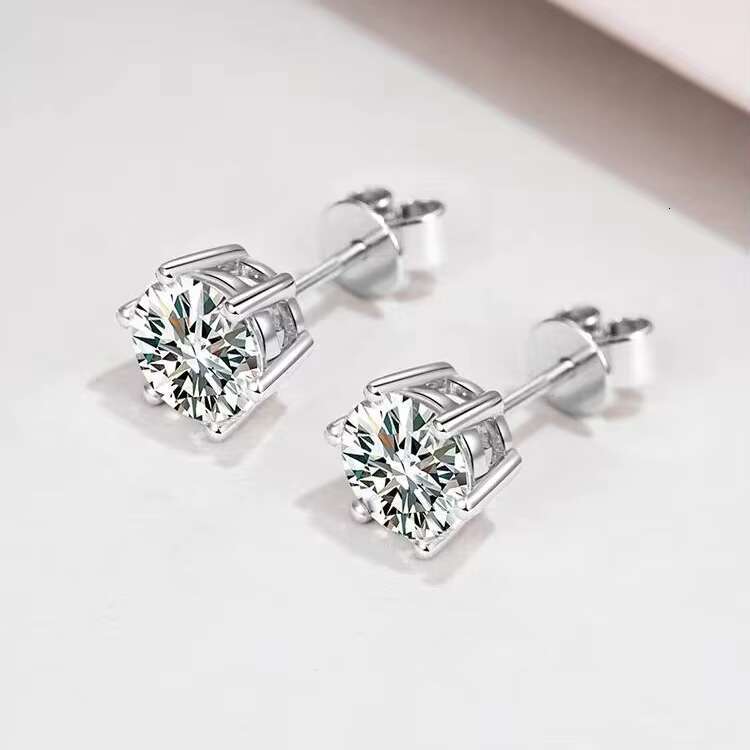 Hot-Selling D Color 925 Sterling Silver Moissanite Earrings Classic Six-Claw Design High Carbon Diamond 1-5ct Shenzhen Factory