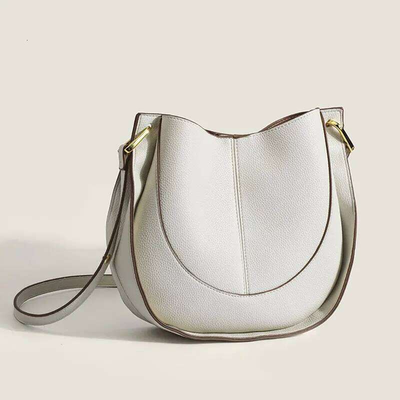 Fashion Women's Large Capacity Designer Shoulder Bag High Quality Cowhide Handbags Women Crossbody Saddle Bags