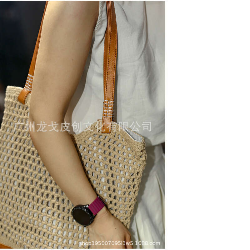 Straw Beach Tote Genuine Leather Underarm Summer High Value Beach Outing Straw Woven Handmade Commuting Large Capacity Tote Bag Shopping Crossbody Bag