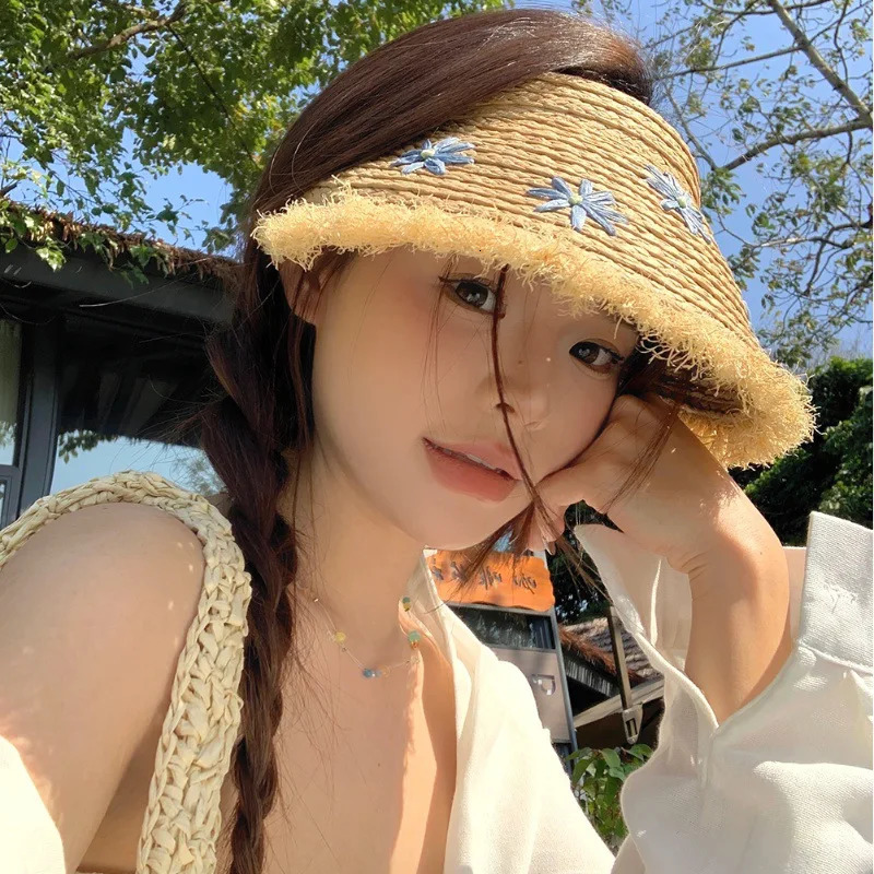 Color Wood Beads Straw Hat Large Brim UV Protect Sunshade Hat UPF 50 Sun Protection Sun Cap 250530