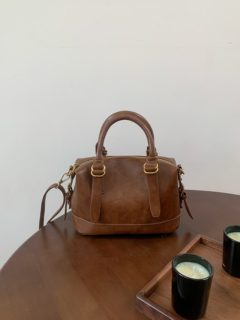 designer Cross-border New Retro Bag for Women, Autumn and Winter New Handbag, Fashion Pillow Bag, Trendy Shoulder and Crossbody Bag