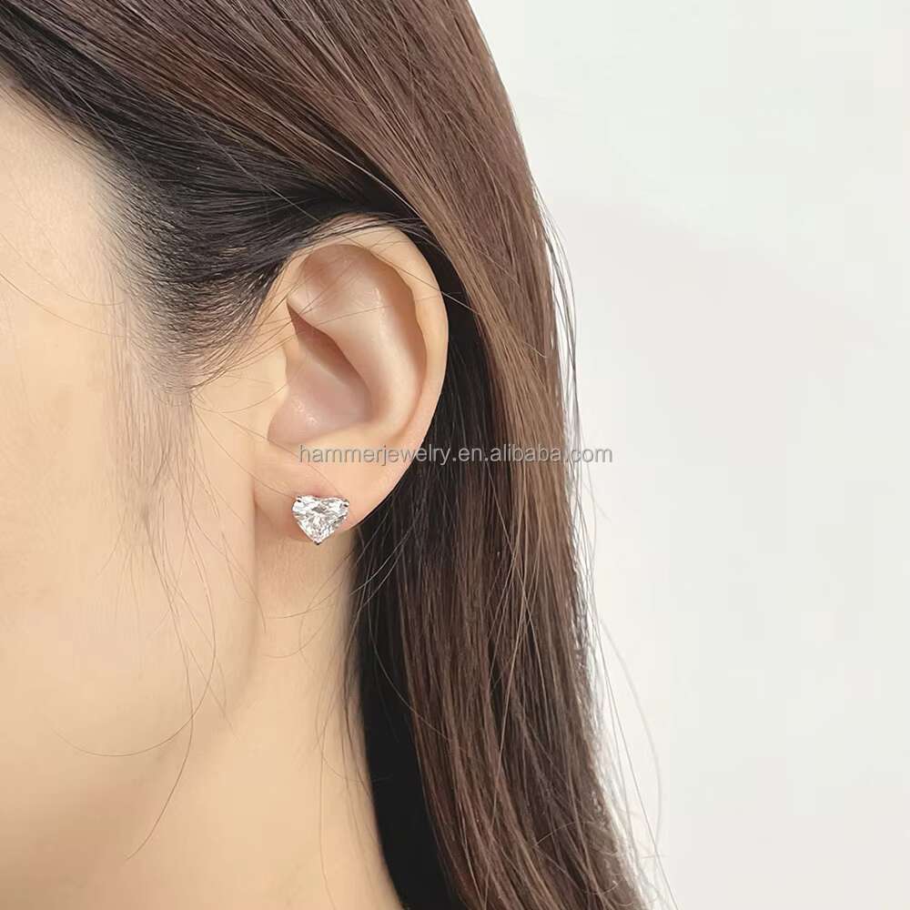 Wholesale 18K Solid Gold 8.5mm Heart Shape 5ct Moissanite Stud Earrings for Men and Women