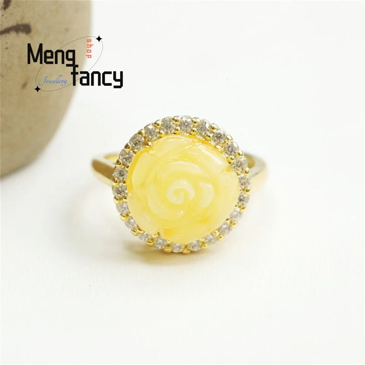 Natural Genuine Amber Chicken Oil Yellow Rose Ring Simple Generous Personalized Fashion Light Versatile Beauty Jewelry 250526