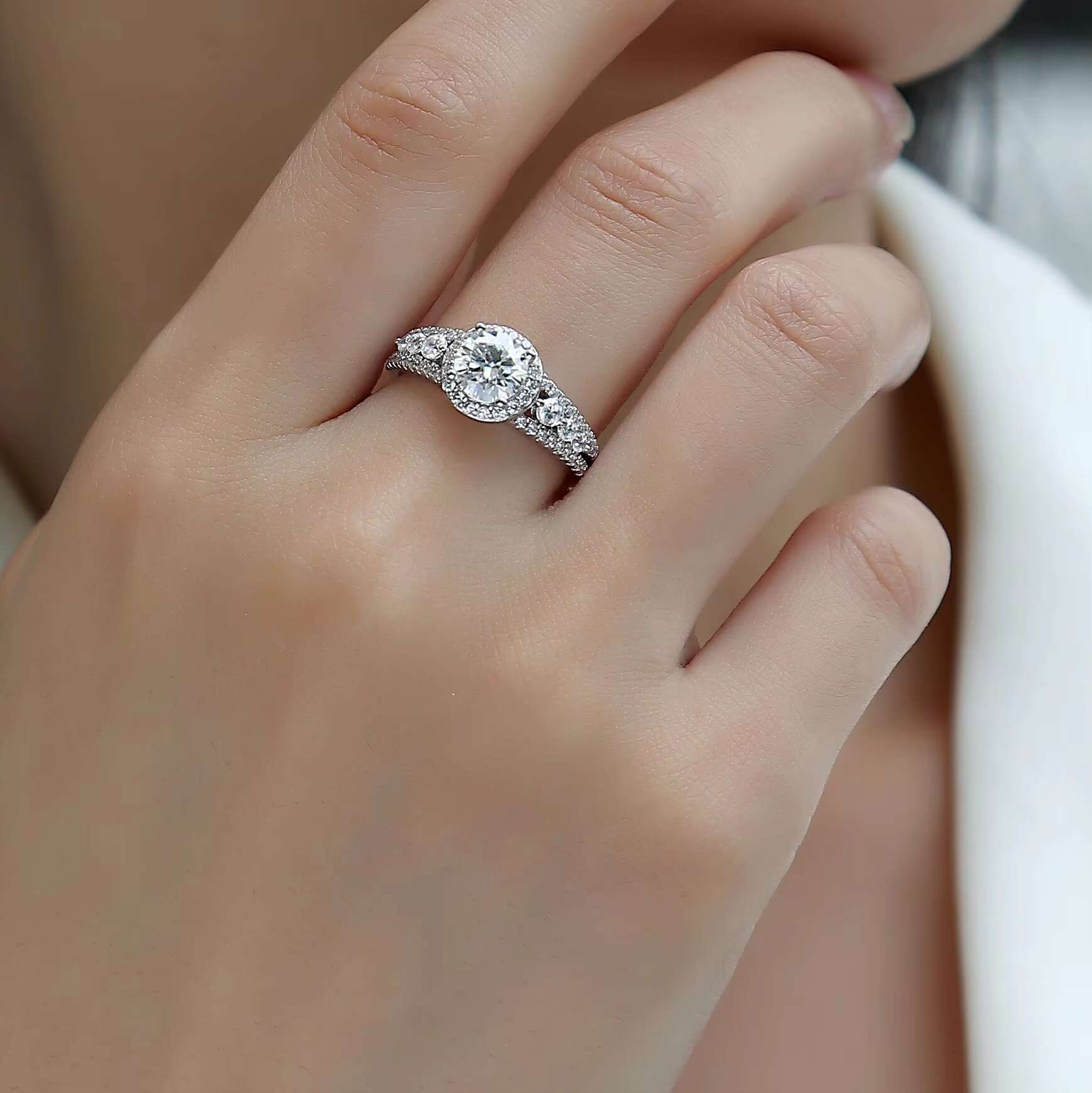 S925 Luxury Diamond Rings Women Custom Ring Vvs Moissanite Diamond Ring for Women