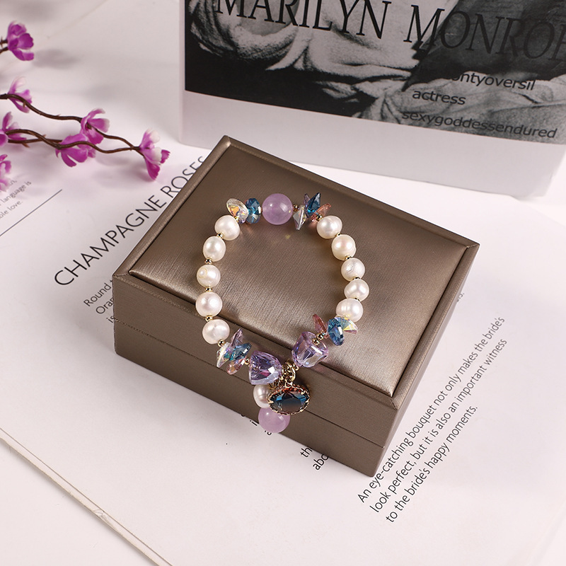 Women's Minimalist Pearl Bracelet Fashion Crystal Pendant Decorative Elastic Rope Handstring Jewelry