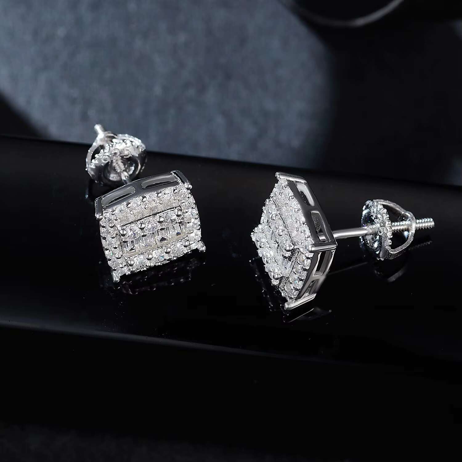 New Fashion Emerald Cut Moissanite Stone Stud Earrings for Men High Quality 925 Silver for Anniversaries