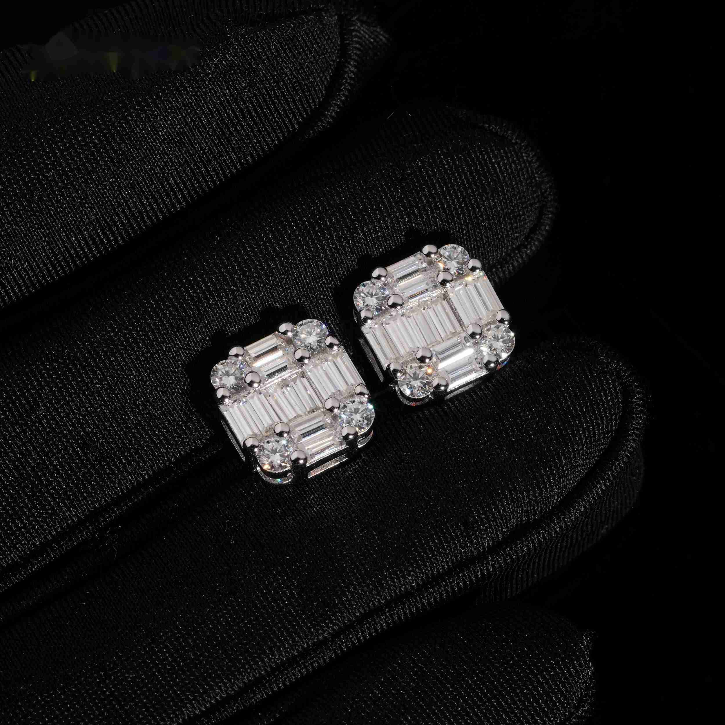 New Arrival Hip Hop Design Baguette Diamond 925 Sterling Silver VVS Iced Out Moissanite Stud Earrings for Men