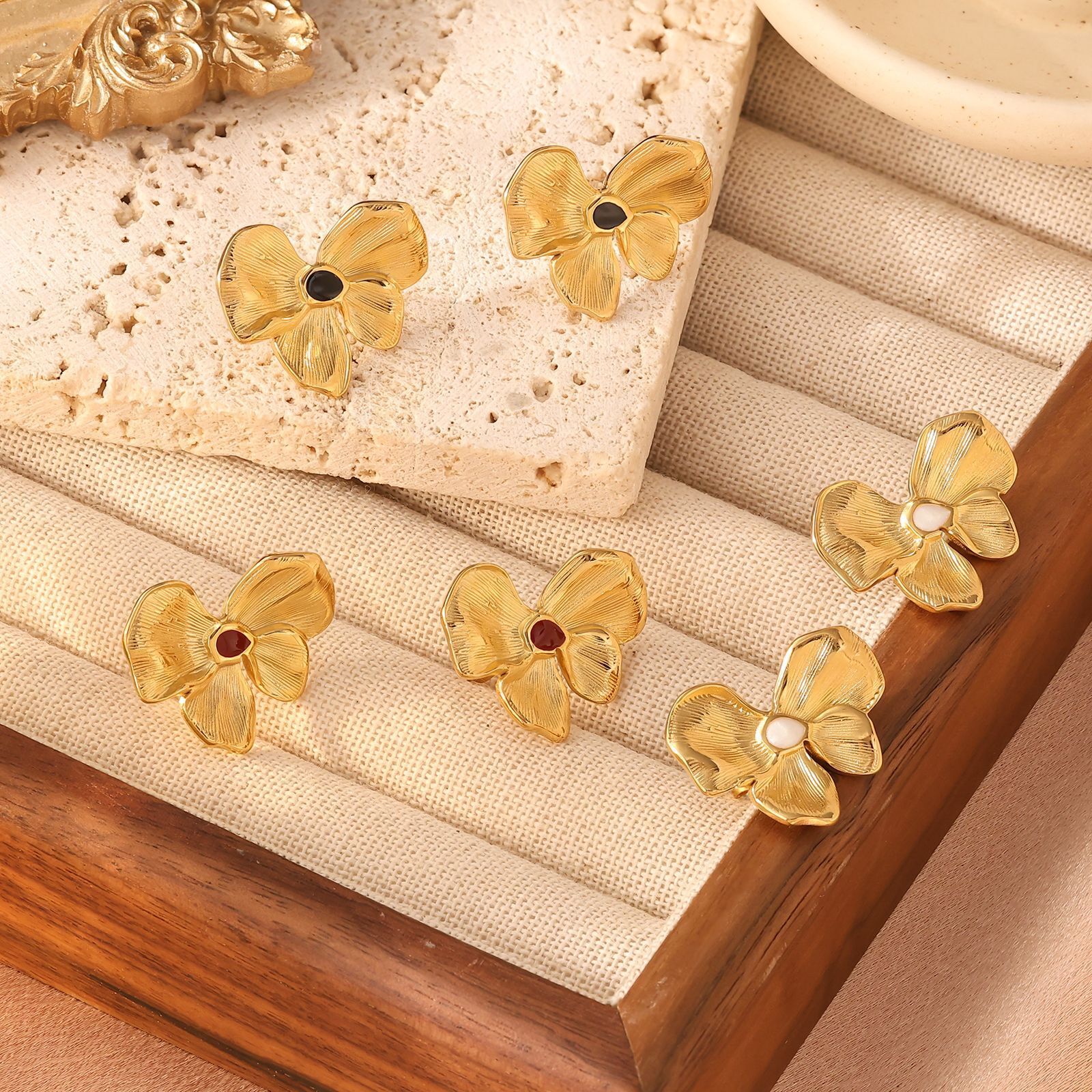 Stainless Steel Animal Element Personality Butterfly Design Inlaid Zircon Leopard Head Niche Owl Earrings