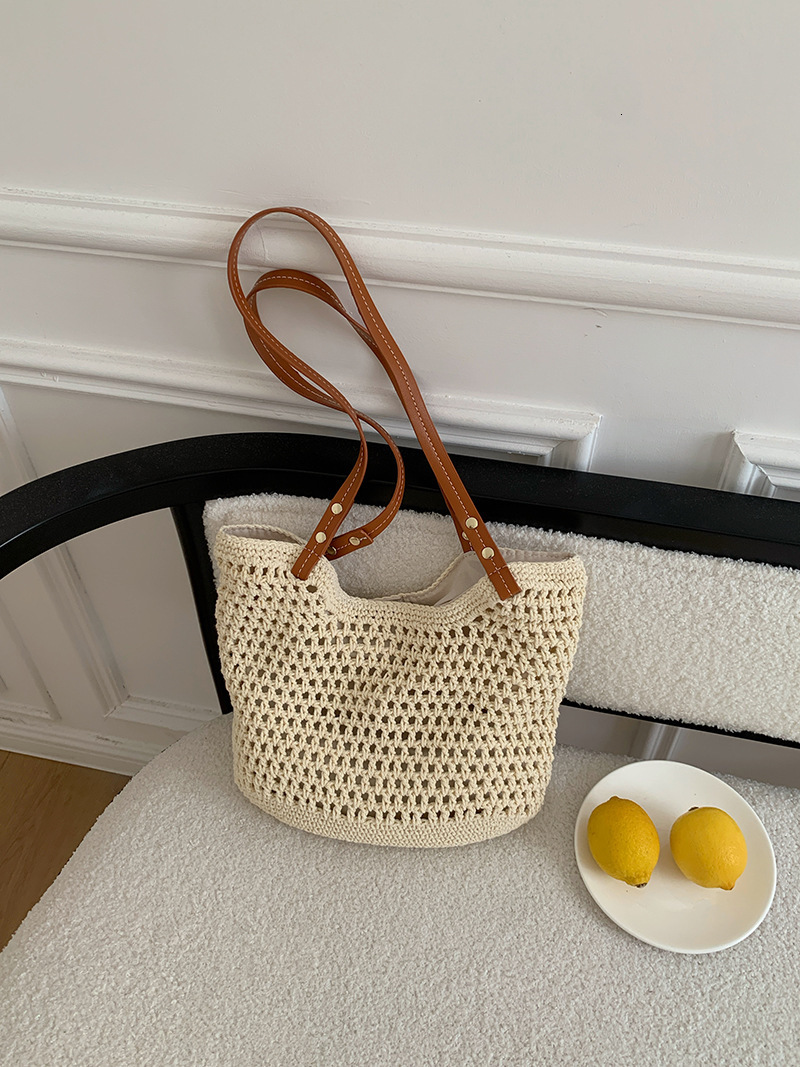 designer 2025 New Large Capacity Single Shoulder Cotton Woven Bag New Hollow Mesh Tote Bag Beach Vacation Bag