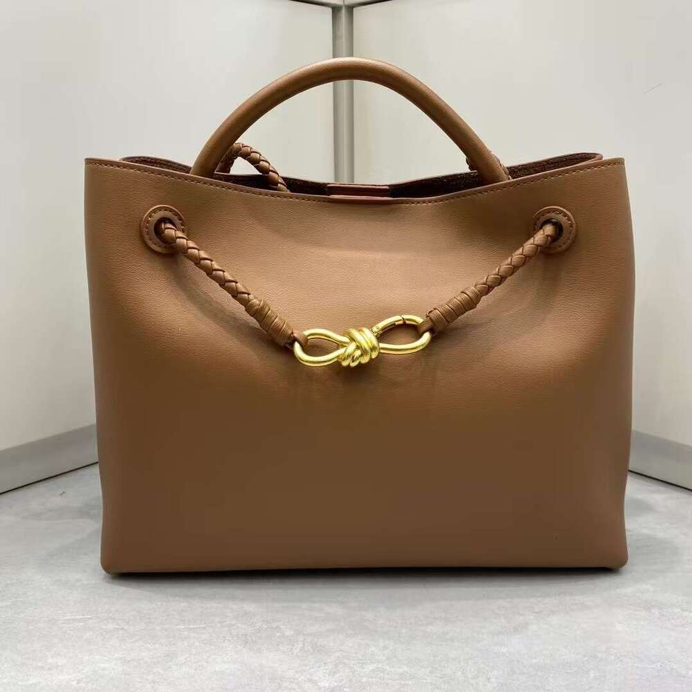 Winter New Large Capacity Commuter Casual Versatile Handbag Women s Shoulder Crossbody Tote Bag