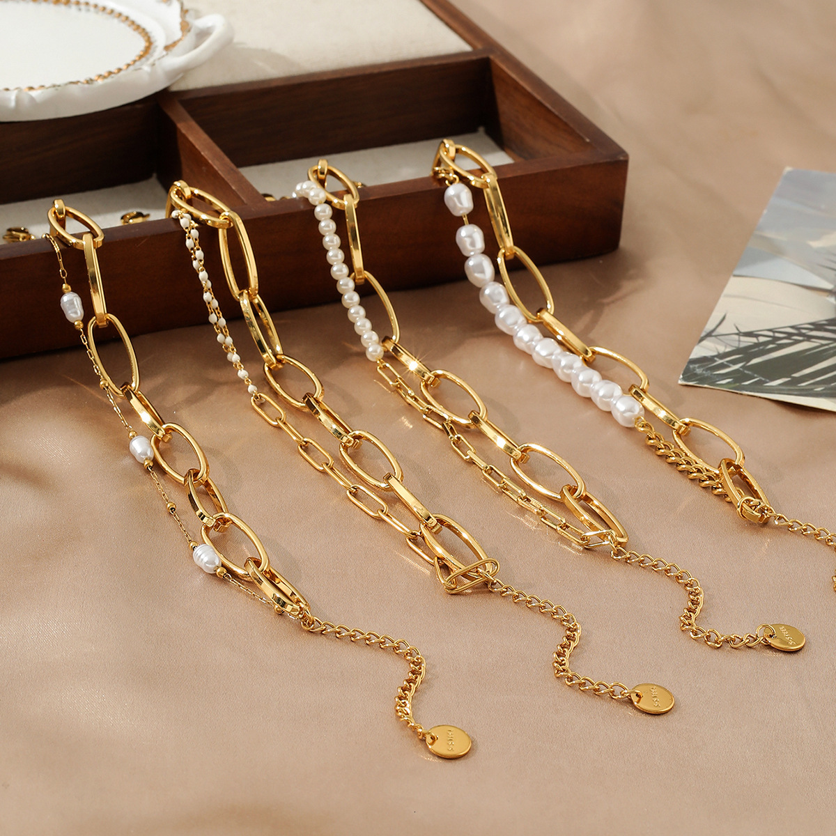 Creative Multi-layer Pearl Bracelet Simple Elegant Hip-hop Minimalist Chain