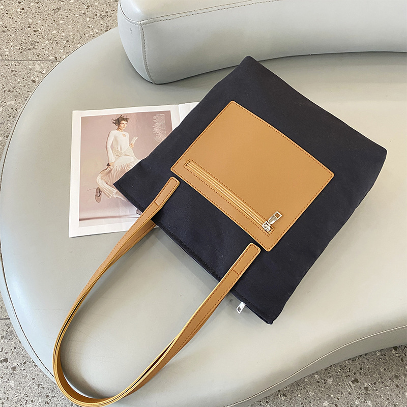 designer Winter High-End Tote Bag Large Capacity Simple Versatile Handbag Women's Trendy Casual Foldable Shoulder Bag