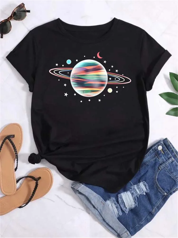 Designer T Shirt Women Moon Planet Print Fashion Tee Shirts Casual Round Neck Short Sleeve Streetwear Female T-Shirt Vintage Tops