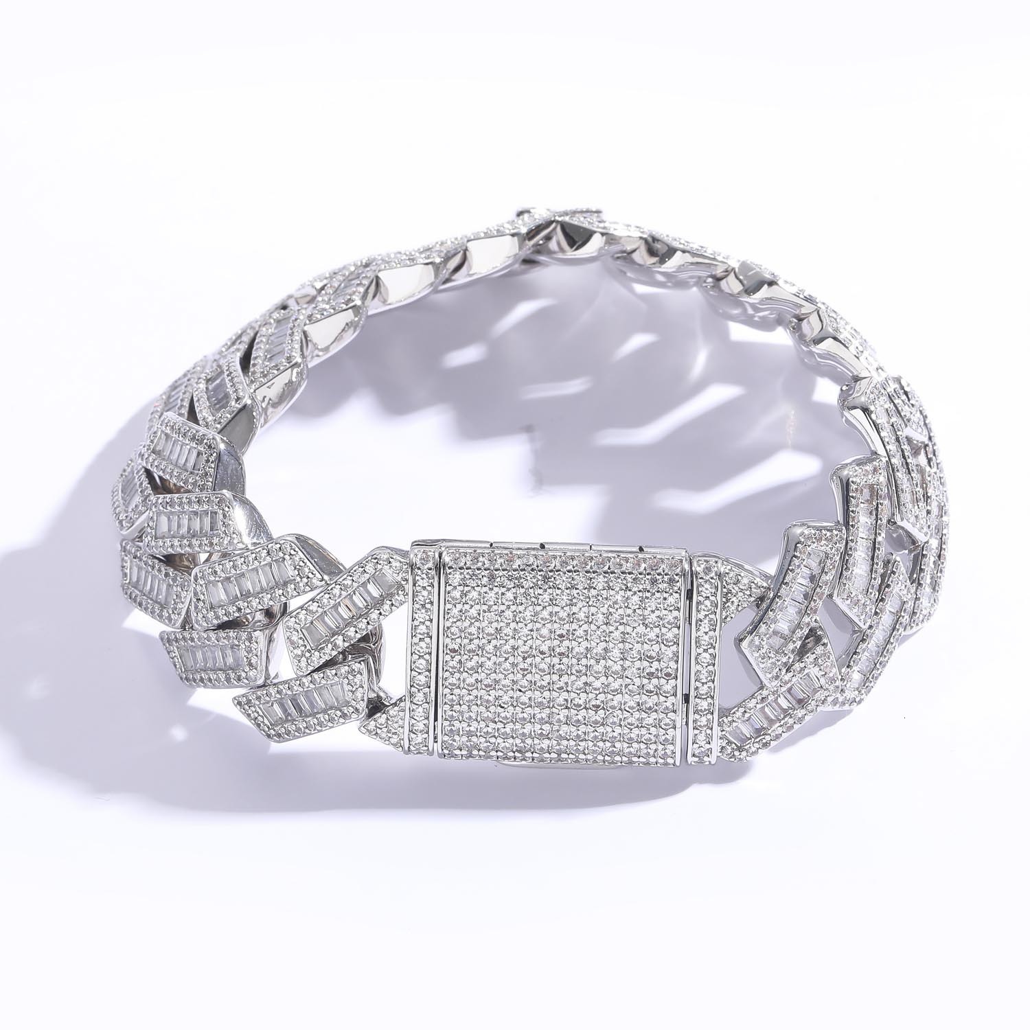 Hip hop Bracelet 20mm wide domineering square Moissaniteia diamond Cuban chain with exaggerated personality mens Bracelet moissanite