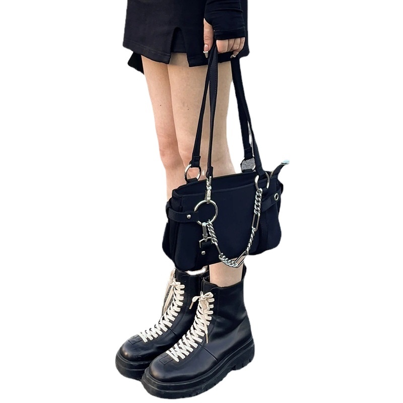 designer 2025 Niche New Shoulder Bag Sweet Cool Girl Chain Motorcycle Bag Underarm Bag High-end Crossbody Handbag for Women