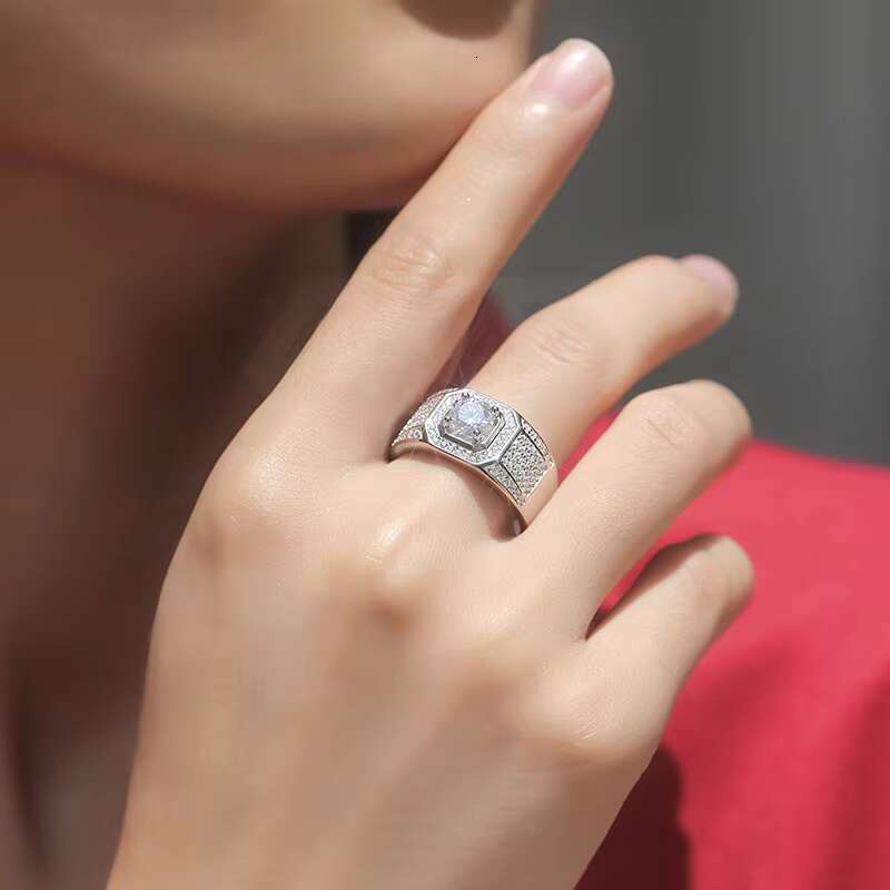 2022 New Engagement Ring Wholesale Moissanite Rings Man Moissanite Ring S925 Sterling Silver for Wedding 925 Silver Hiphop GRA