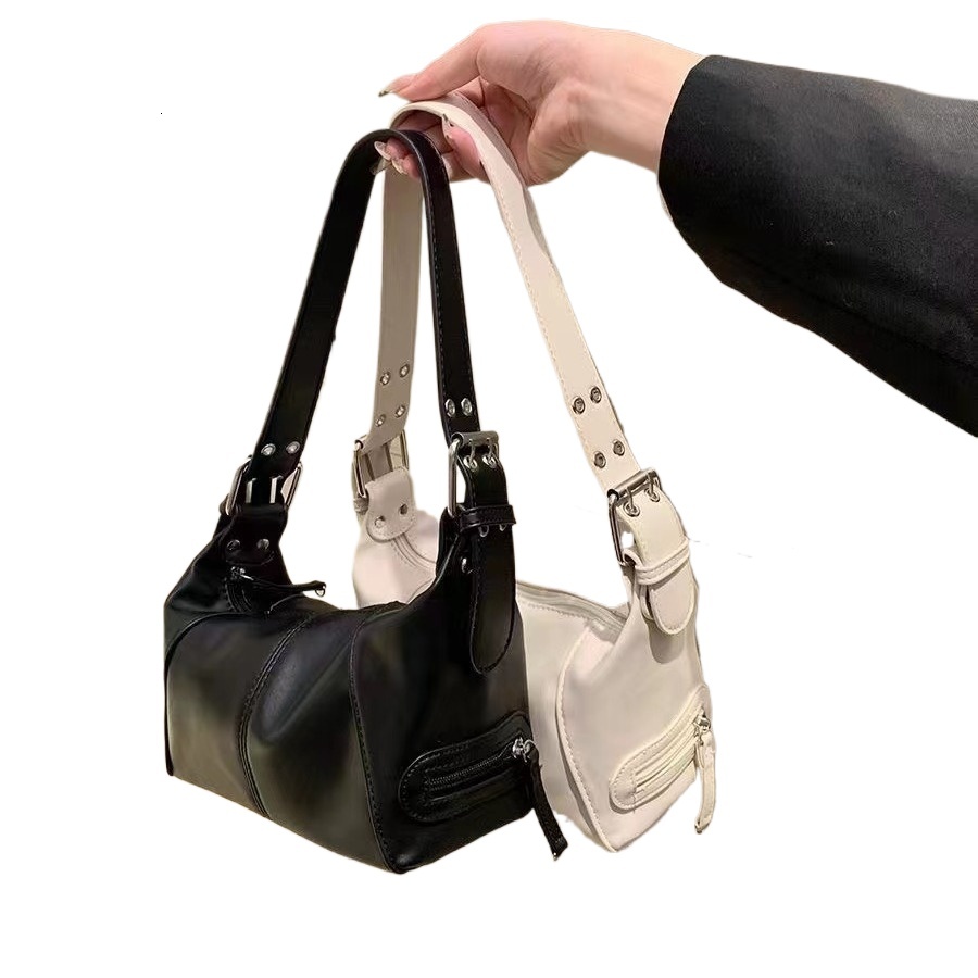 designer European and American Retro Motorcycle Bag for Women, Internet Celebrity Fashion Personality Shoulder Bag, Niche Design Handbag, Underarm Bag