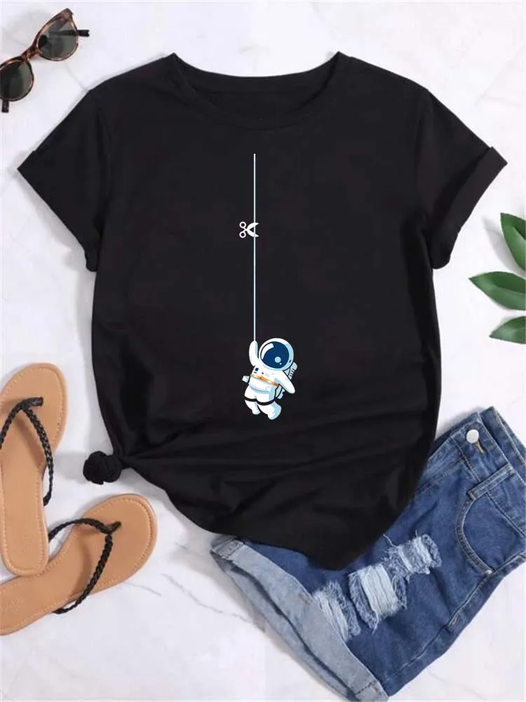 Designer T Shirt Women Moon Planet Print Fashion Tee Shirts Casual Round Neck Short Sleeve Streetwear Female T-Shirt Vintage Tops