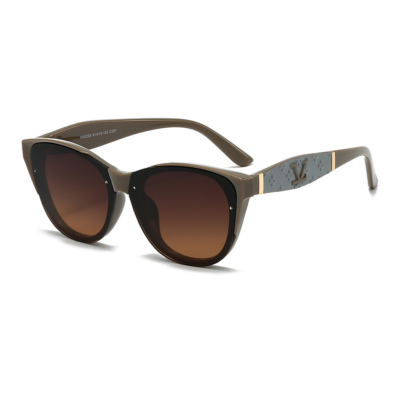 2025 hot free shipping Retro fashion designer sunglasses with UV protection and premium texture for women men