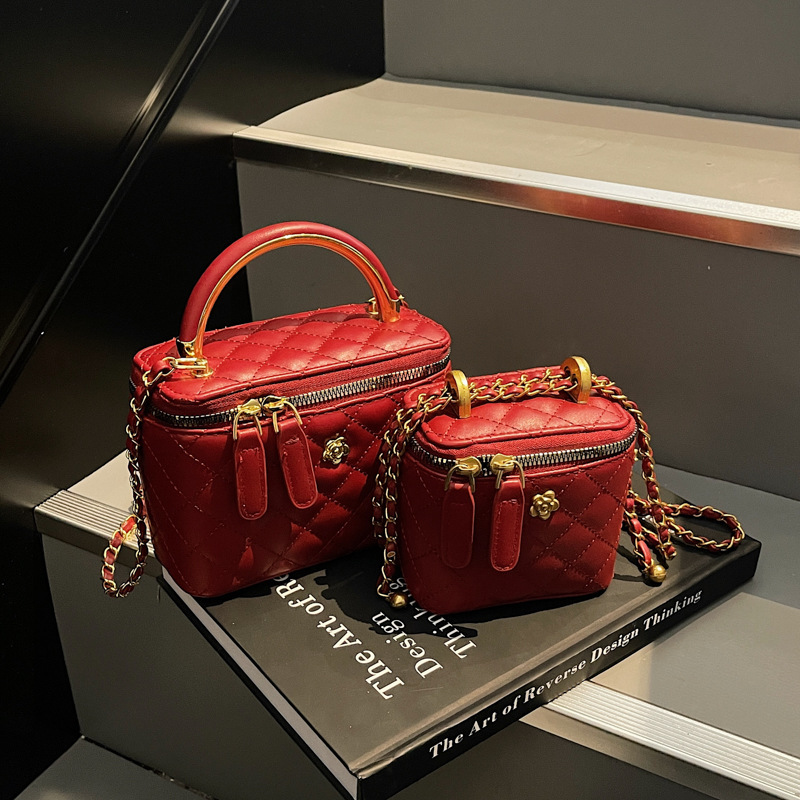 designer Cross-border High-end Texture Quilted Embroidery Box Bag Women's Bag 2025 New Fashion Trend Chain Shoulder Crossbody Bag