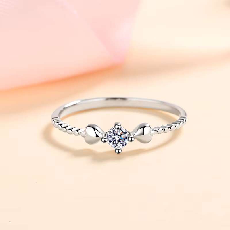 Fine Jewelry 925 Sterling Silver Heart Shaped Four Claw 0.1ct Moissanite Rings