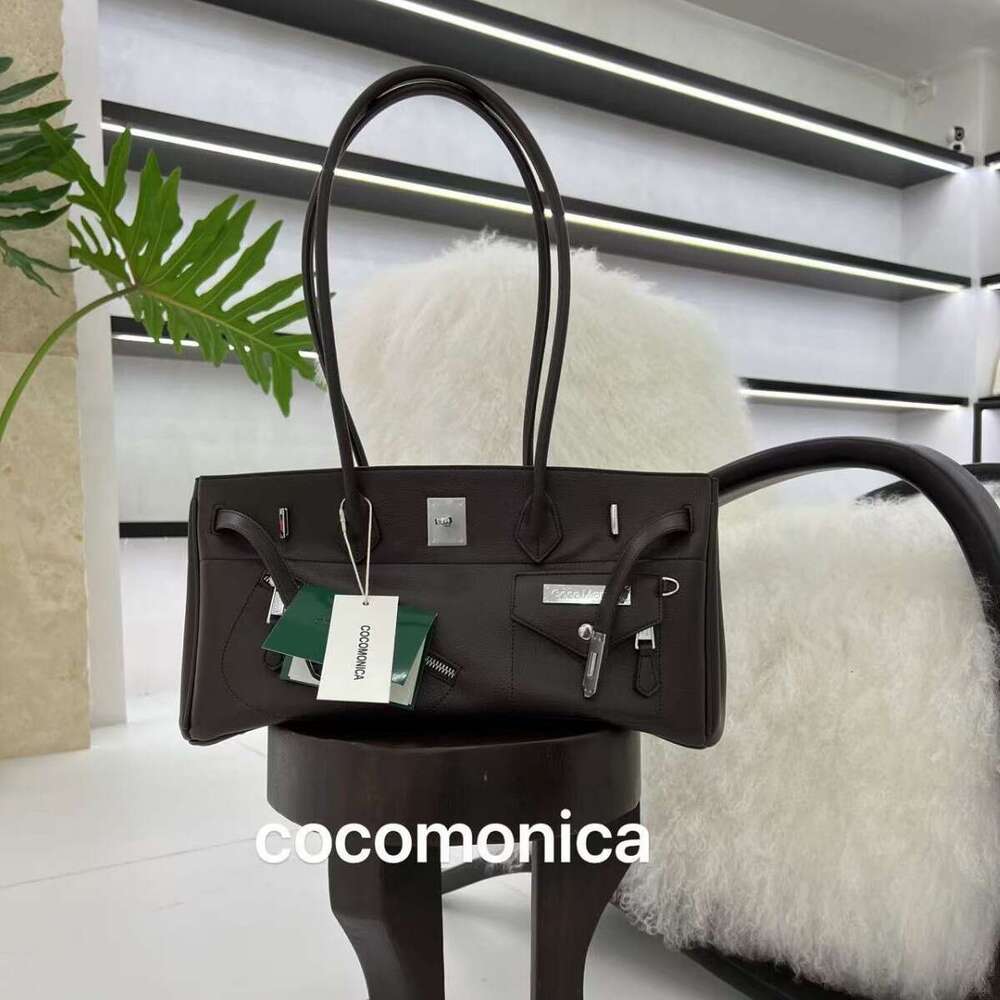 High Street Style Trendy Cool Large Capacity Shoulder Underarm Fashionable Design Sense Hot Girl Bag