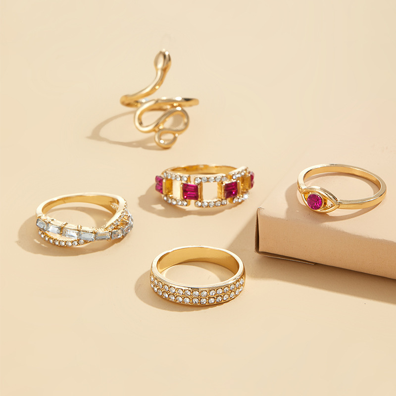 New European and American Style Alloy Snake shaped Ring Set Five piece Stackable Rings for Women