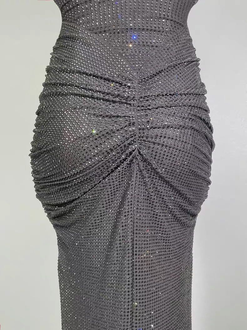 Women's sequined sparkling dress, formal thin shoulder strap, mid-length tight dress, sparkling backless wedding halter dress, slit