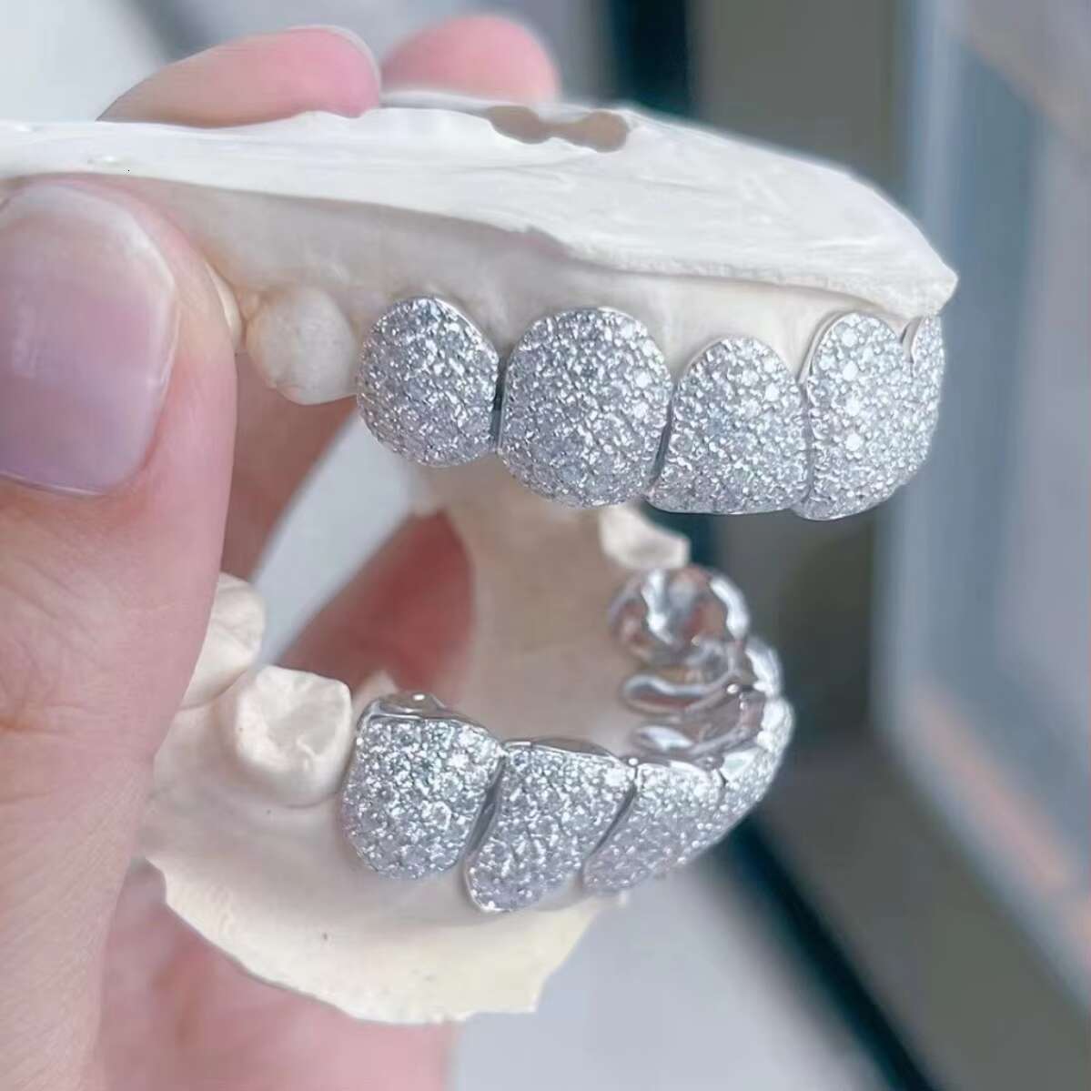 Iced Out Custom Diamond Grillz Gold Plated 925 Sterling Silver Moissanite Diamond Hip Hop Grillz for Teeth 8 on 8