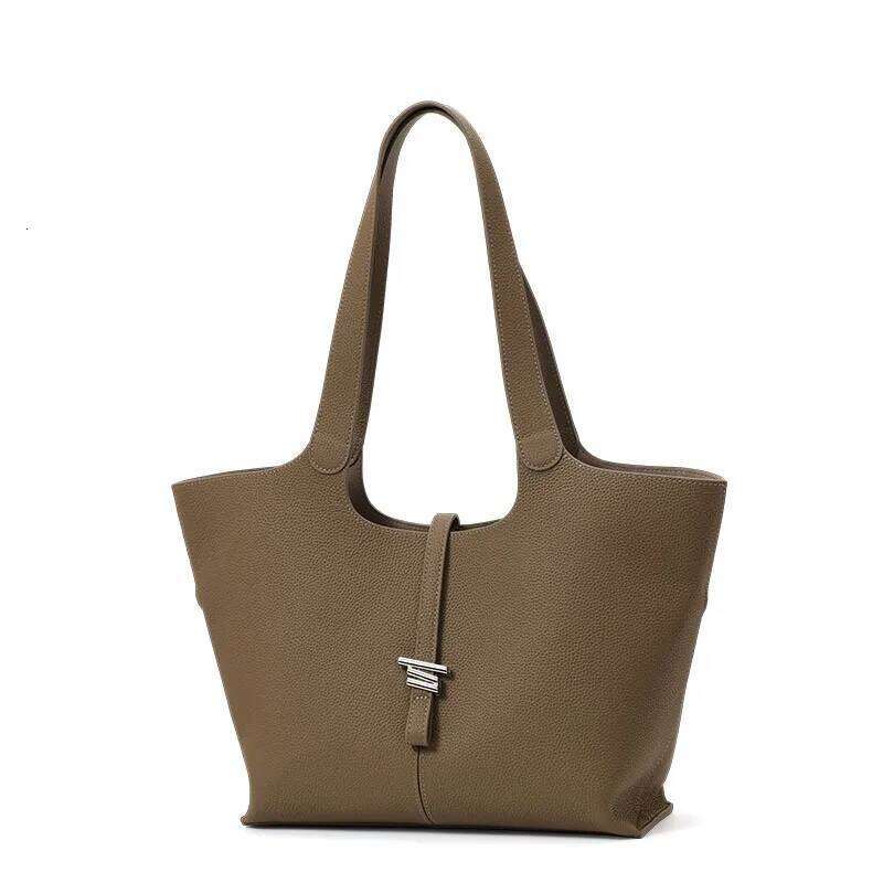 Tote Versatile Genuine Leather Women's 2025 New First Layer Cowhide Wind Chime Handbag Shoulder Bag Large Capacity