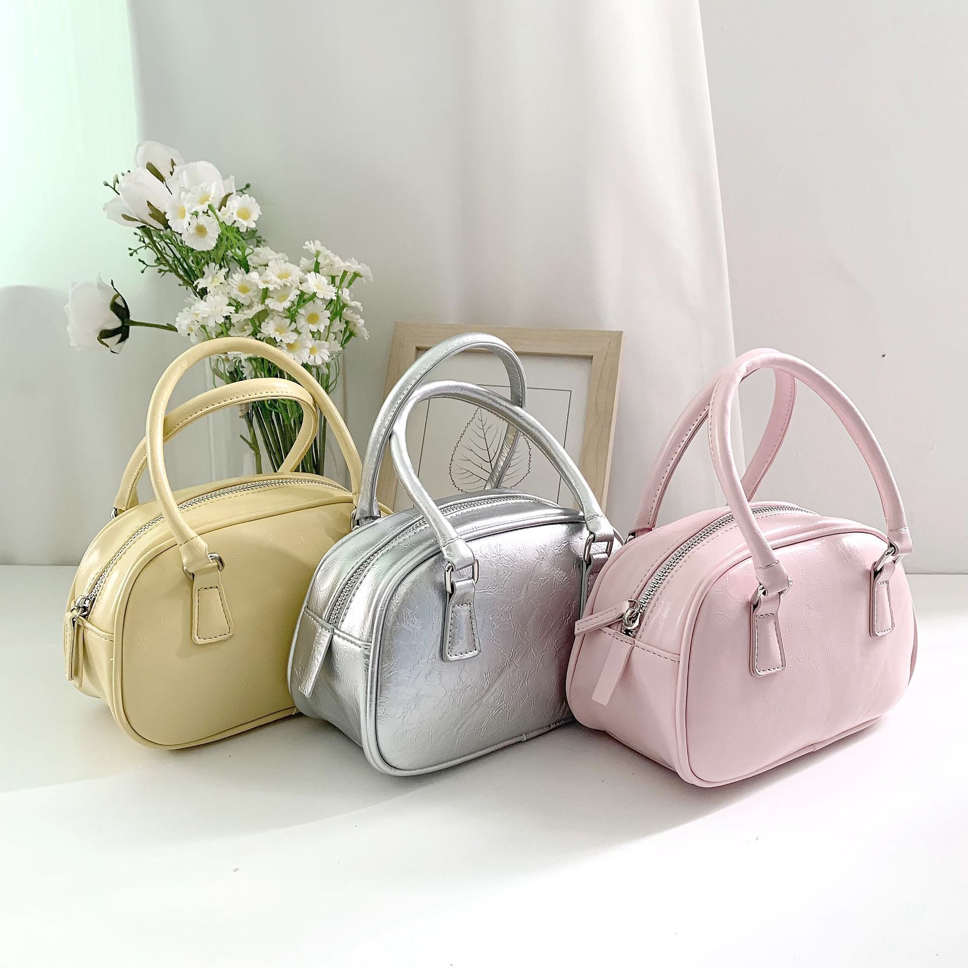 designer 2025 New PU Texture Silver Bag Polyester Small Square Bag Fashion Versatile Handbag Crossbody Bowling Ball Small Bag