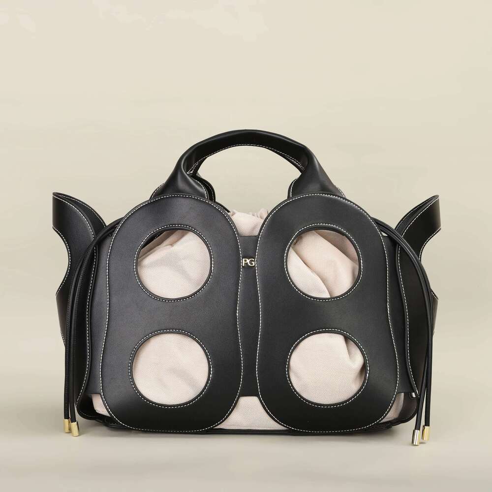 PG PATSY GARIS Crossbody 2024 New Brand Designer Simple Atmosphere Hollow Design Shoulder Beach Bag Women's