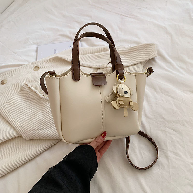 Fashionable and minimalist large capacity handbag, fashionable women's small bag, new shoulder bag, designer women's crossbody bag