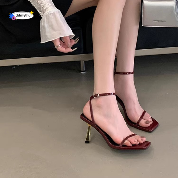 2025 Summer New Black Patent Leather One-Strap Square High Heels Women's Stiletto Sandals Versatile Gold Heel Open Toe ddmythur