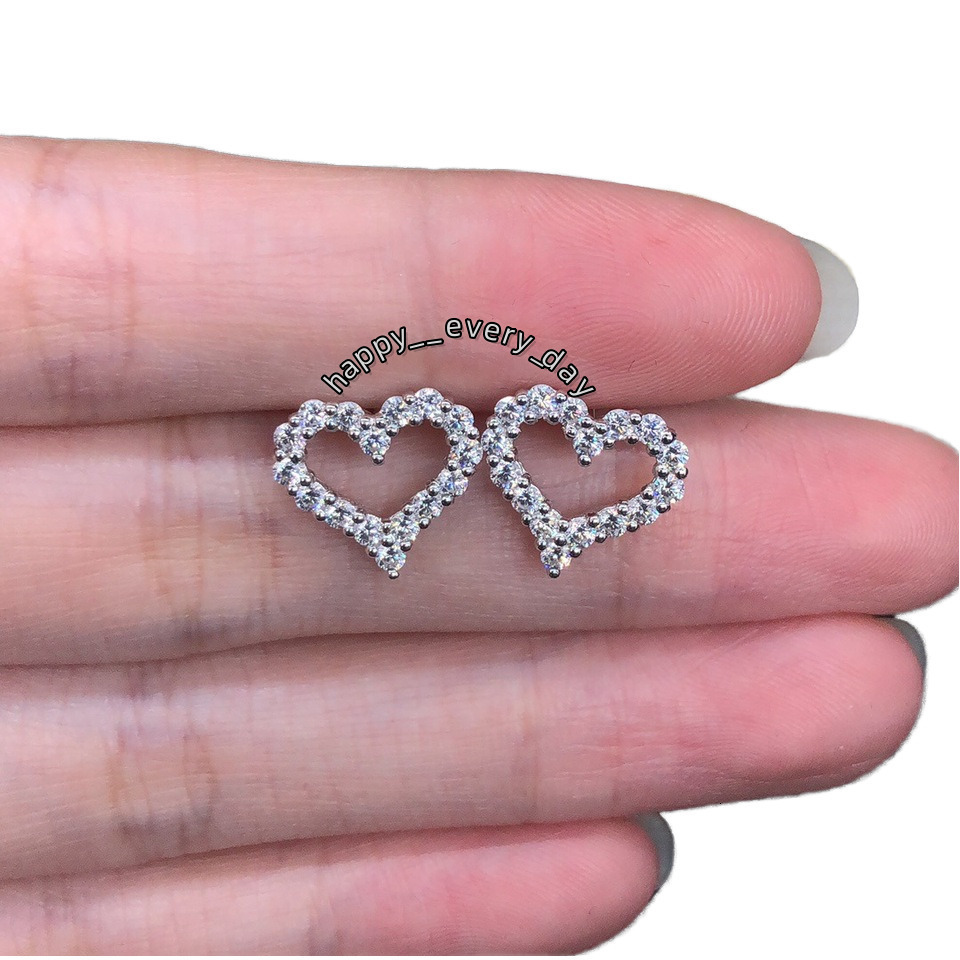 Mosonite Diamond Earrings love Row Diamond Earrings Temperament Diamond Heart-shaped Hollow Earrings