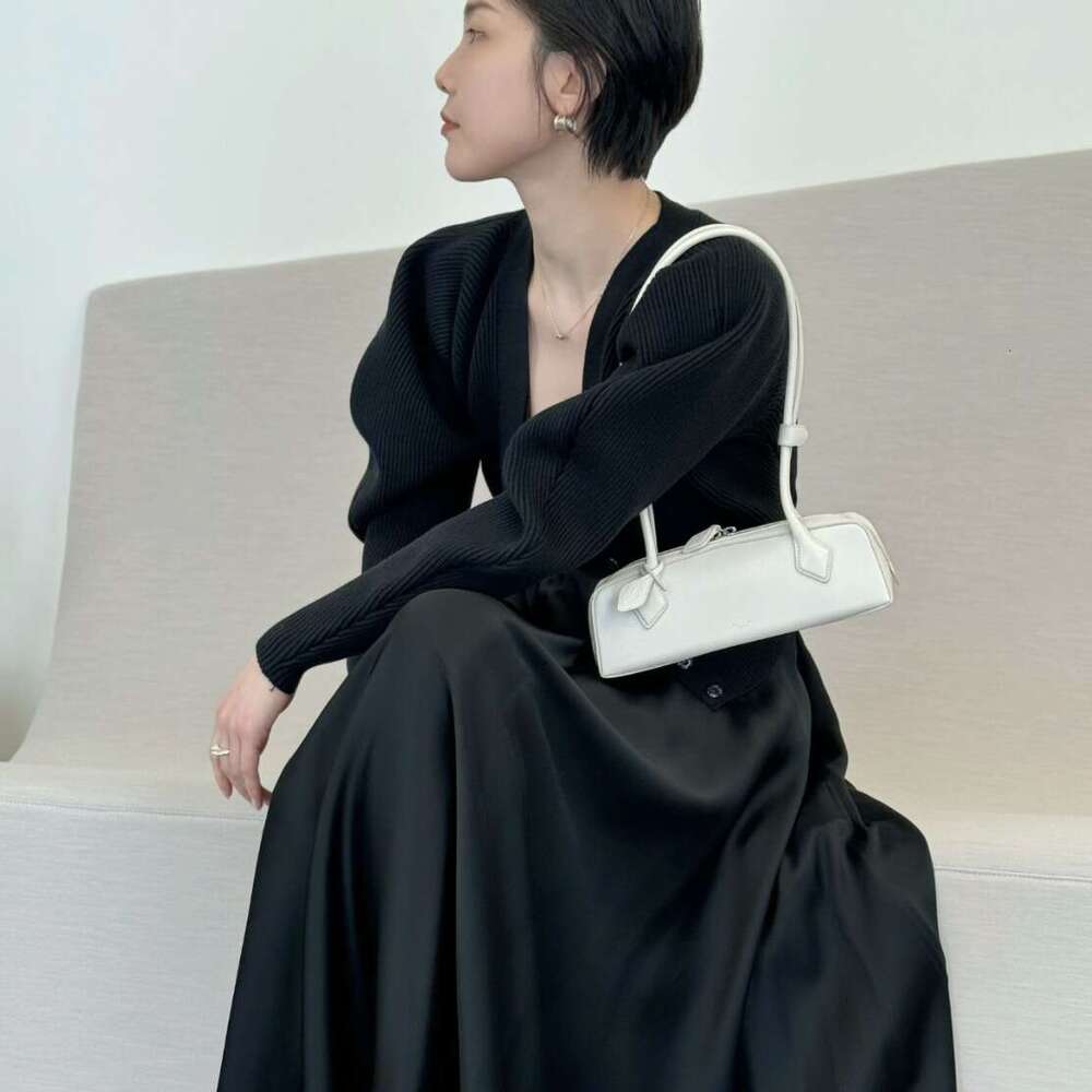 New Sausage Dark Stitching Baguette Design Shoulder Bag Simple Underarm Handbag for Women