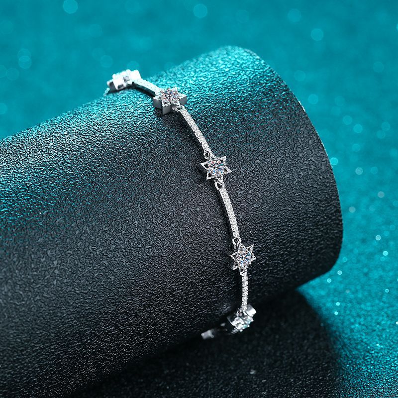 Trendy Personalizable Jewelry Band Made of Superior Quality 925 Silversmith Workmanship & Astral Gemstone Details