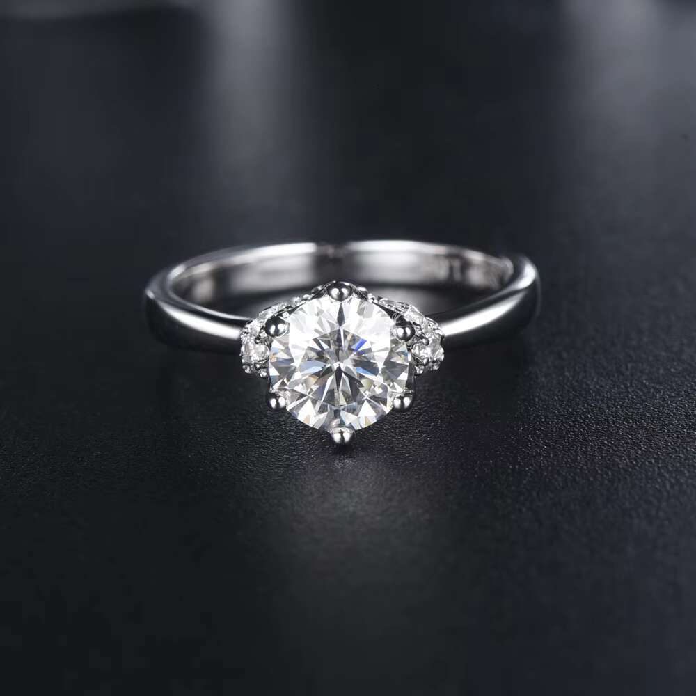 Jewelry Factory Direct Supply 1CT Moissanite Ring in Sterling Silver Elegant Direct-to-Consumer Moissanite Rings