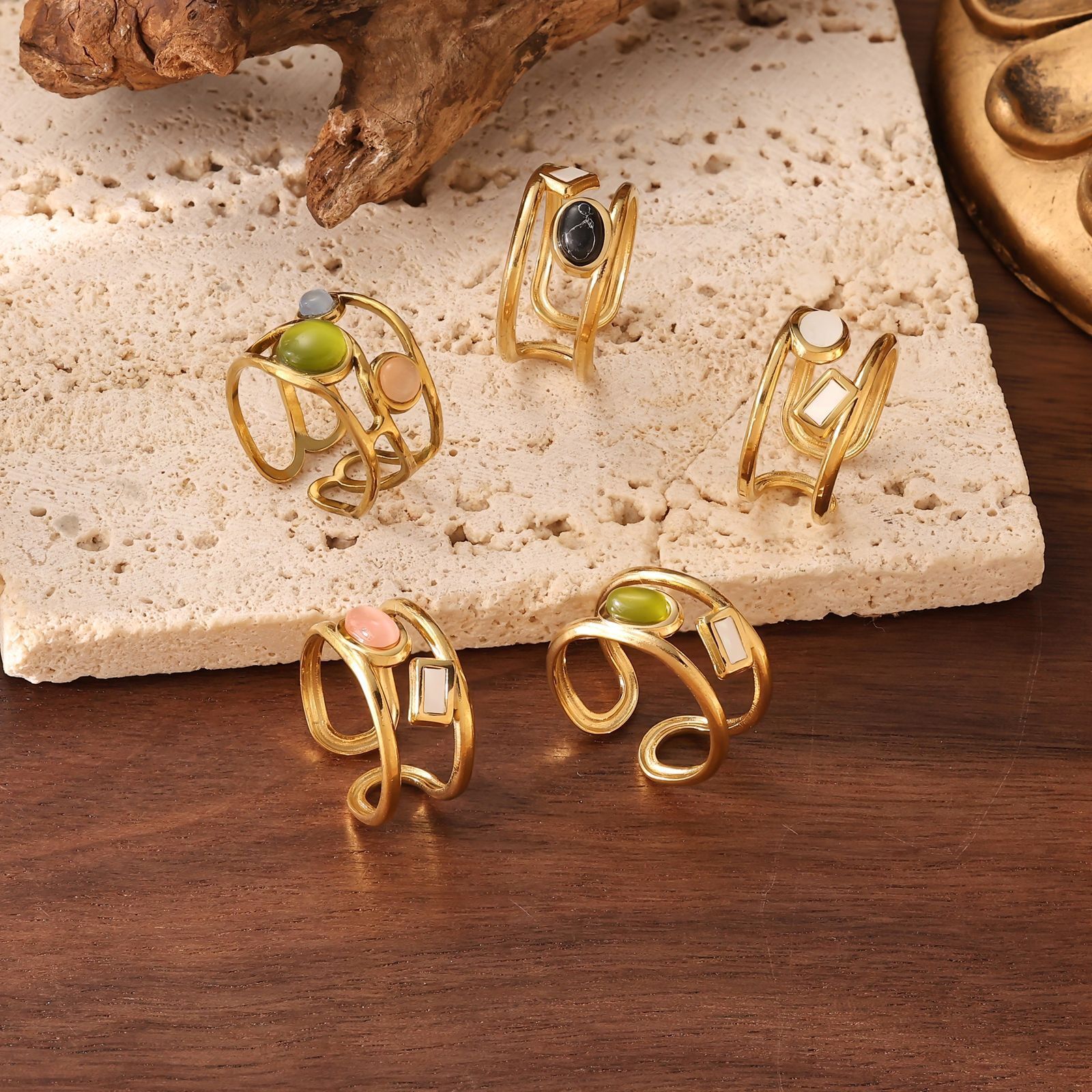 Fashionable and Elegant Design Personality Jewelry Stainless Steel Gold-Plated Green Open Ring