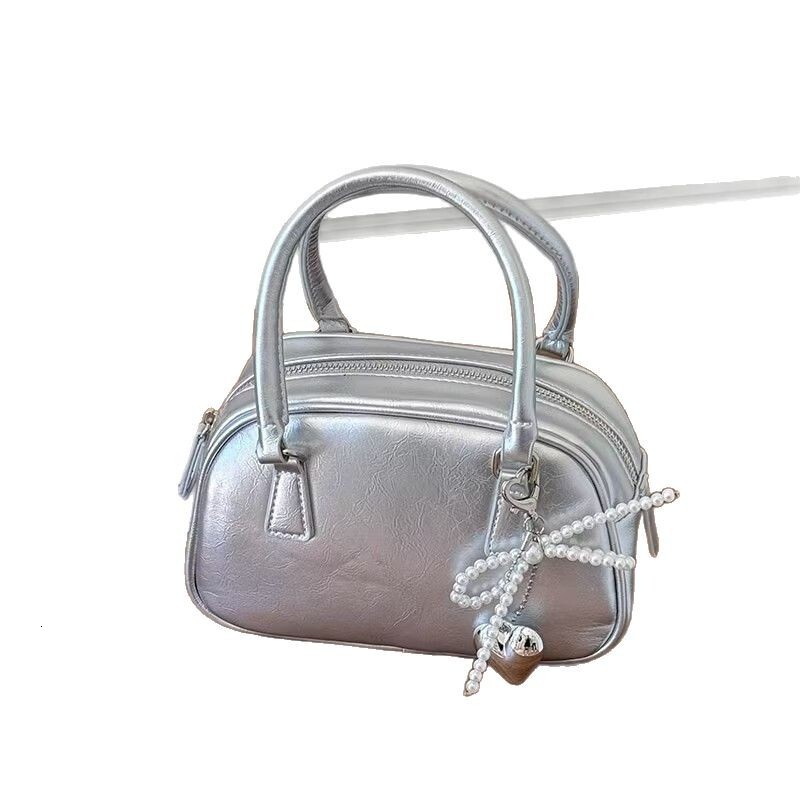 designer Korean 2025 New Niche Handheld Small Square Bag for Women Exquisite Versatile Crossbody Bowling Bag Boston Pillow Bag