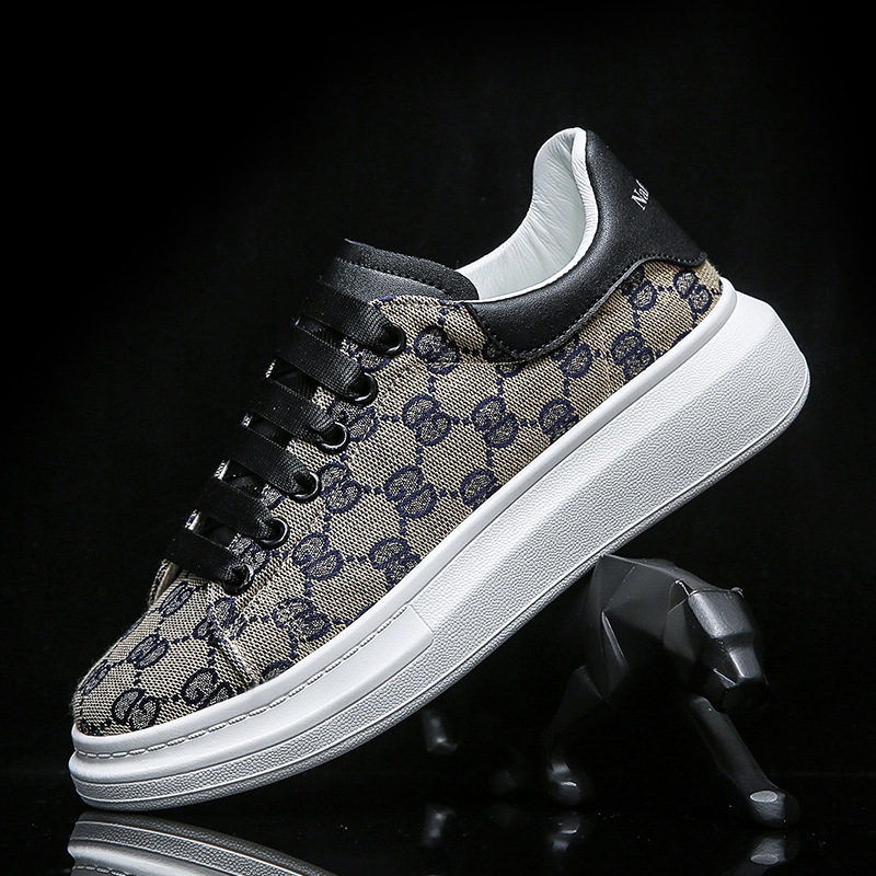Free shipping designer men's shoes autumn and winter new fashion and trendy matching white sneakers, casual sports shoes, trendy thick-soled and 