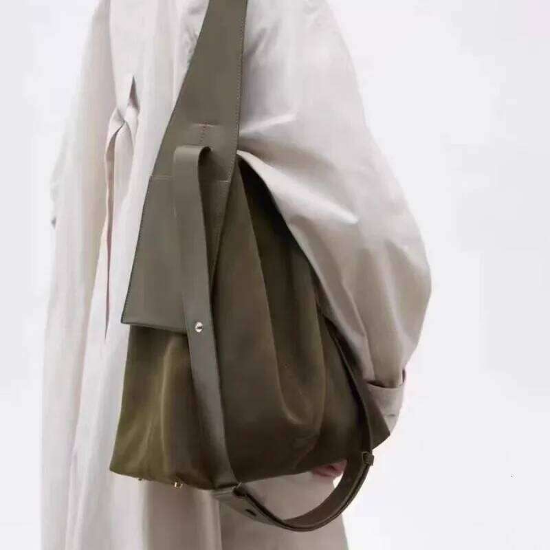 Maillard Slouchy Cross Autumn/Winter Premium Frosted Texture Large Capacity Tote Bag Commuter All-In-One Shoulder Individuality